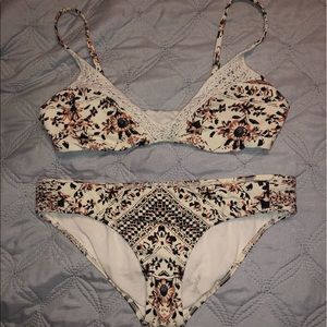 billabong floral bikini